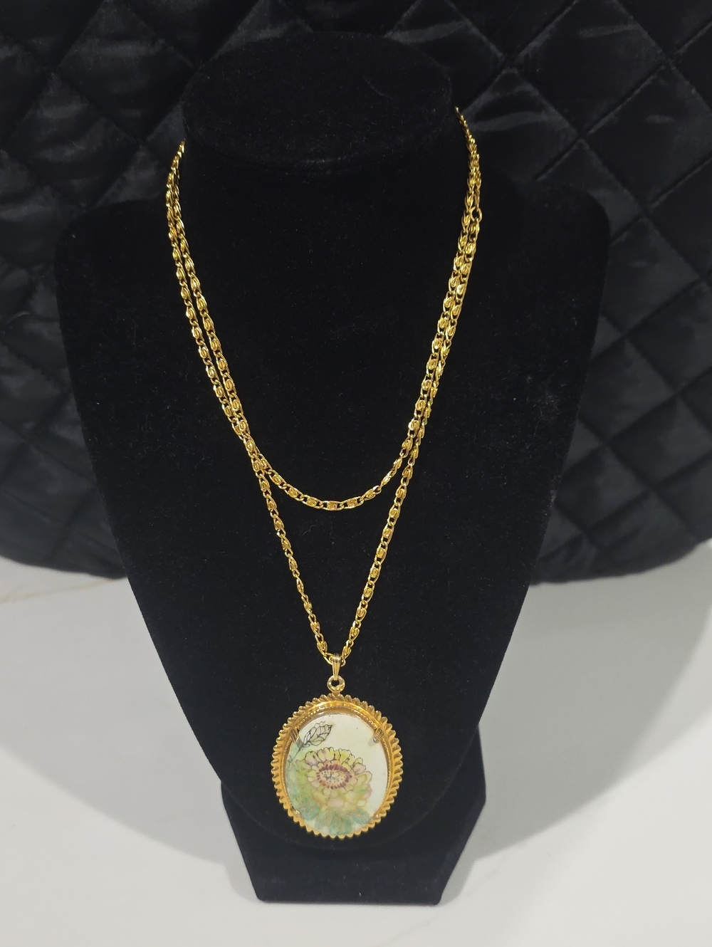 Floral Porcelain Pendant Necklace